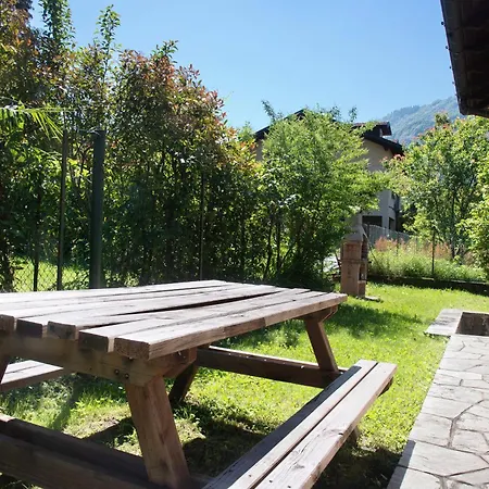 Olga Maggiore Hébergement de vacances Castelveccana